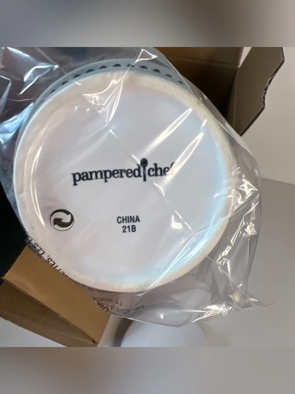 Pampered Chef Ceramic Egg Cooker #1529 Brand new in box